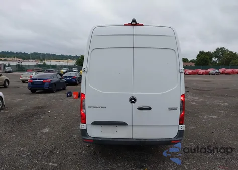 2019 Mercedes-Benz Sprinter 2500 High Roof V6 from USA, damaged, VIN WD4PF1CD3KP153621